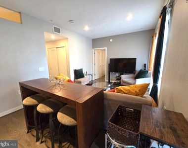 1320 Fenwick Lane - Photo Thumbnail 11