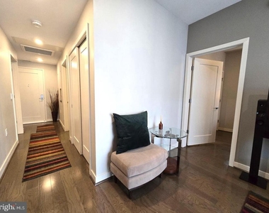 1320 Fenwick Lane - Photo Thumbnail 18