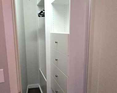 1320 Fenwick Lane - Photo Thumbnail 16