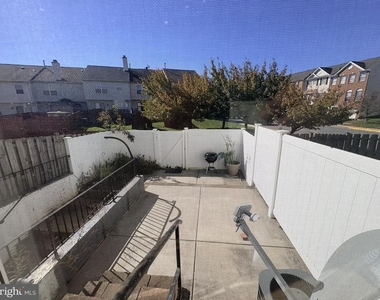 5809 Mercantile Drive W - Photo Thumbnail 18