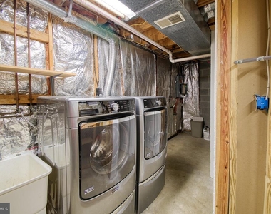 6449 Tarrington Court - Photo Thumbnail 23