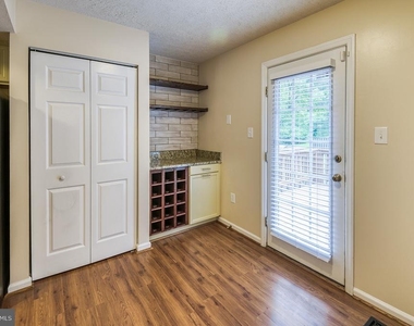 6449 Tarrington Court - Photo Thumbnail 7