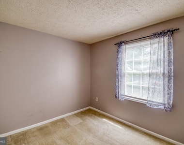 6449 Tarrington Court - Photo Thumbnail 18