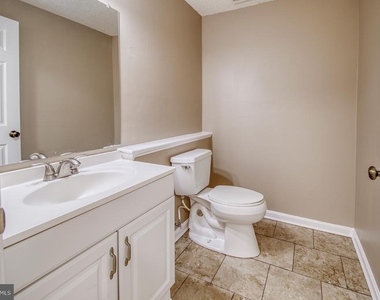 6449 Tarrington Court - Photo Thumbnail 22