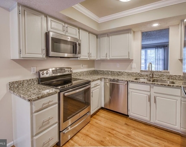 6449 Tarrington Court - Photo Thumbnail 8