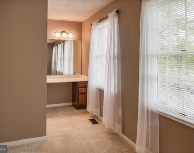 6449 Tarrington Court - Photo Thumbnail 13