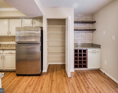 6449 Tarrington Court - Photo Thumbnail 9