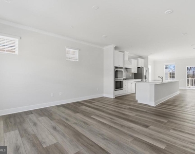 1722 Water Crossing Road - Photo Thumbnail 14