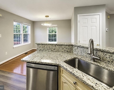 9614 Button Buck Circle - Photo Thumbnail 24