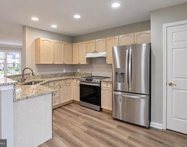 9614 Button Buck Circle - Photo Thumbnail 25