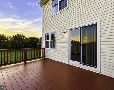 9614 Button Buck Circle - Photo Thumbnail 36