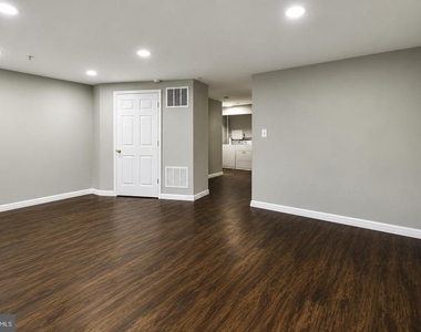 9614 Button Buck Circle - Photo Thumbnail 33