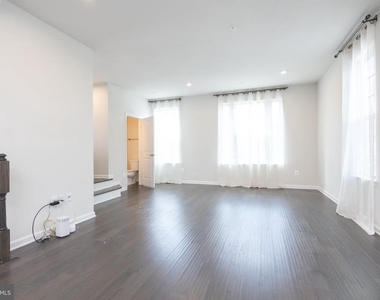 2938 Hebron Lane - Photo Thumbnail 9