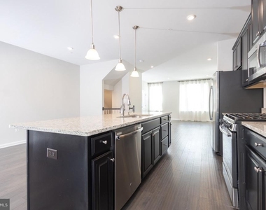 2938 Hebron Lane - Photo Thumbnail 5