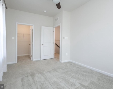 2938 Hebron Lane - Photo Thumbnail 20