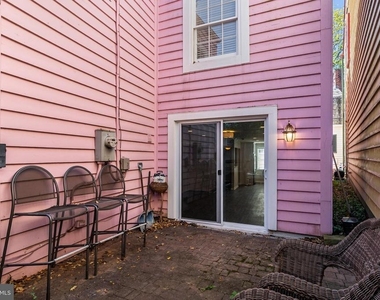 42 Pinkney Street - Photo Thumbnail 21