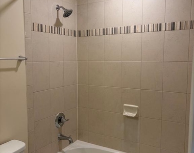 433 Goodwick Drive - Photo Thumbnail 22