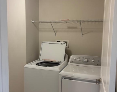 433 Goodwick Drive - Photo Thumbnail 23
