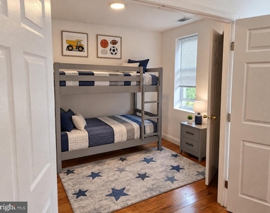 210 Orange Street Se - Photo Thumbnail 6