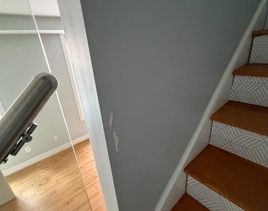 1850 Capitol Avenue Ne - Photo Thumbnail 7