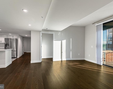 50 Florida Avenue Ne - Photo Thumbnail 3