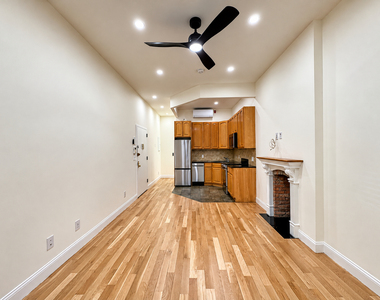 306 East 119th Street - Photo Thumbnail 8