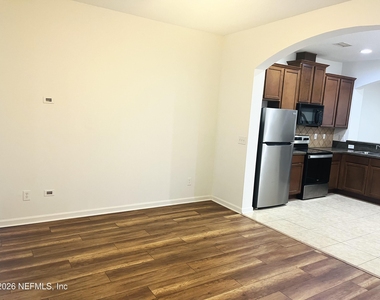 6188 High Tide Boulevard - Photo Thumbnail 17