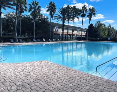 6188 High Tide Boulevard - Photo Thumbnail 42