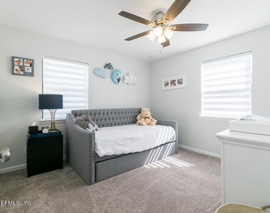 6221 Ashwood Lane - Photo Thumbnail 13