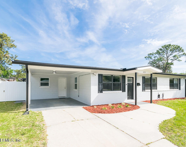 6221 Ashwood Lane - Photo Thumbnail 23