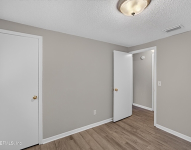 1435 Undine Avenue - Photo Thumbnail 16