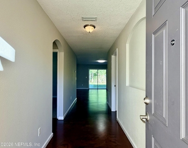 11987 Sands Pointe Court - Photo Thumbnail 3