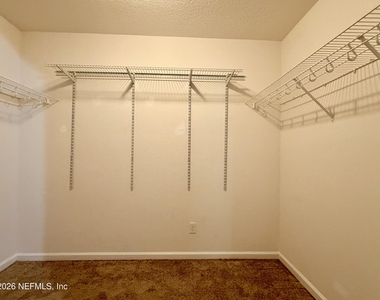 11987 Sands Pointe Court - Photo Thumbnail 17