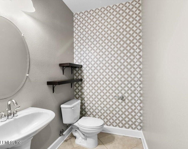 4480 Deerwood Lake Parkway - Photo Thumbnail 9