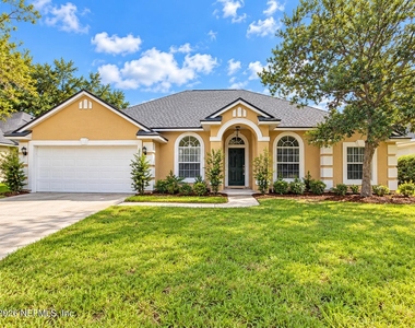 557 Grand Parke Drive - Photo Thumbnail 4