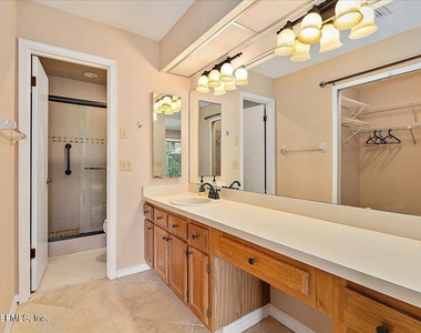 2748 Biarritz Court - Photo Thumbnail 6