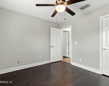 5001 Ripple Rush Drive N - Photo Thumbnail 23