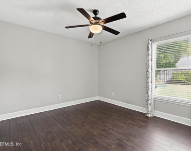 5001 Ripple Rush Drive N - Photo Thumbnail 20