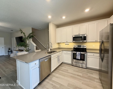2636 Sandy Dune Drive - Photo Thumbnail 6