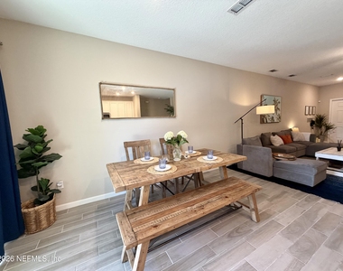 2636 Sandy Dune Drive - Photo Thumbnail 10