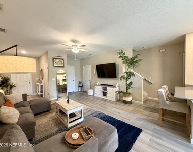 2636 Sandy Dune Drive - Photo Thumbnail 5