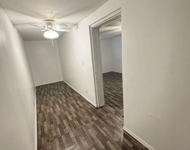 4337 Turner Avenue - Photo Thumbnail 28
