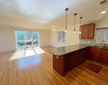 1514 W Thomas Street - Photo Thumbnail 13