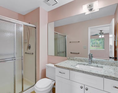 603 Eastview Court - Photo Thumbnail 10
