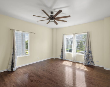 1476 Manning Avenue - Photo Thumbnail 4
