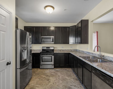 1476 Manning Avenue - Photo Thumbnail 23