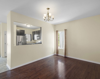 1476 Manning Avenue - Photo Thumbnail 5