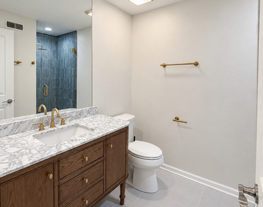 1351 W Altgeld Street - Photo Thumbnail 21