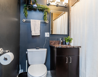 2930 N Sheridan Road - Photo Thumbnail 7