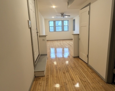 603 E 60th Street - Photo Thumbnail 1